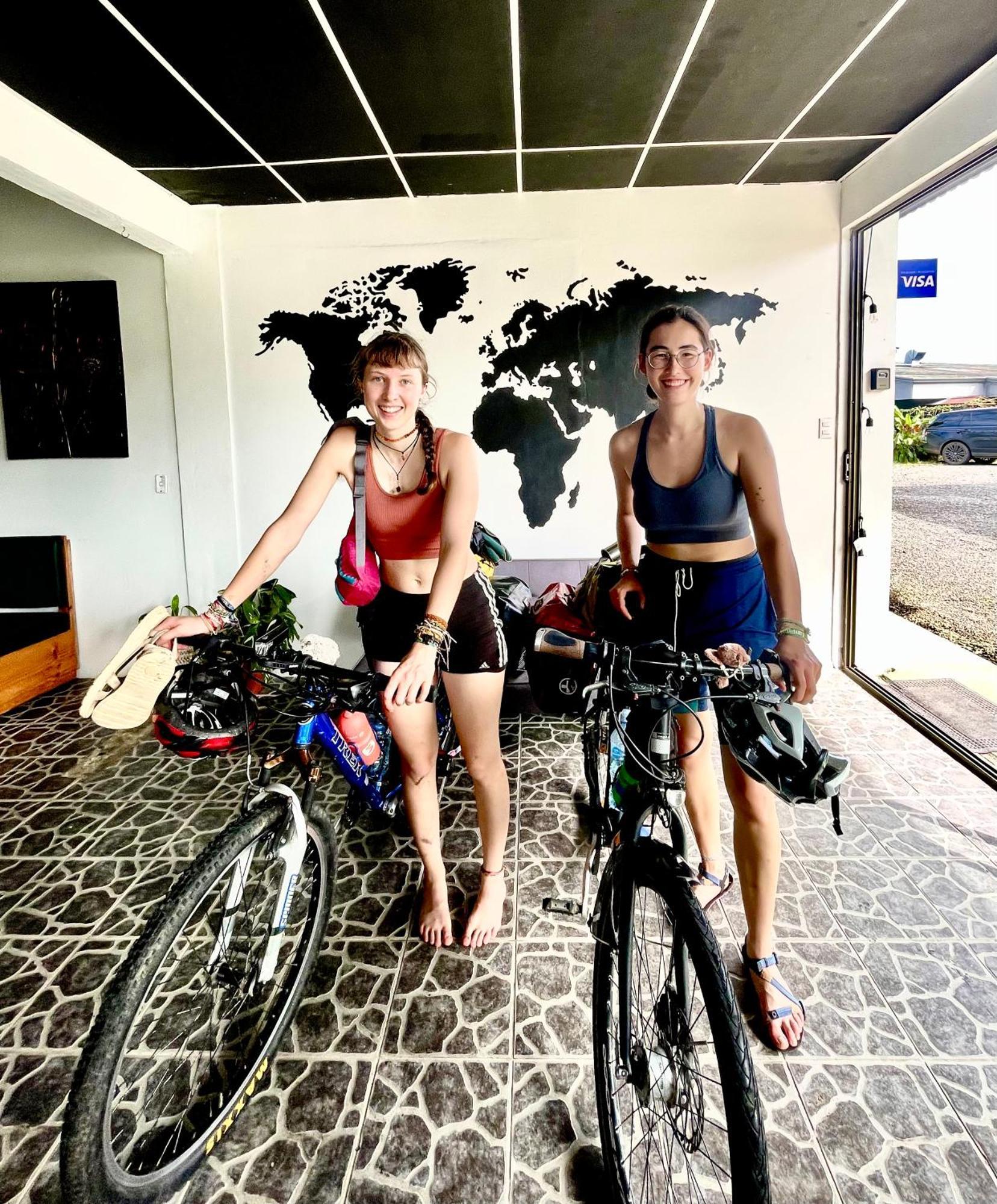 Asha Hostel ラ・フォルトゥナ エクステリア 写真